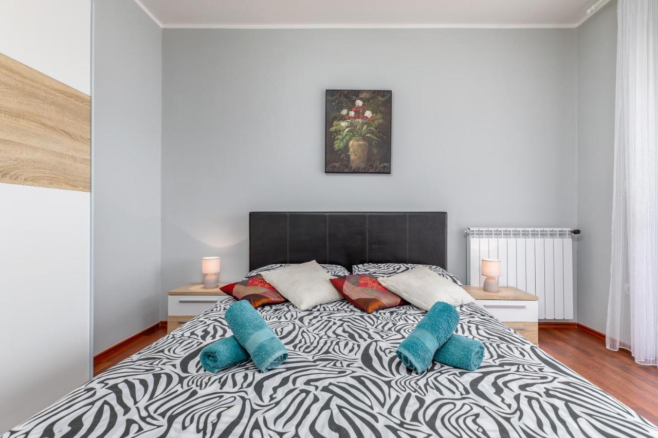 Apartman Vera Pula Exterior photo