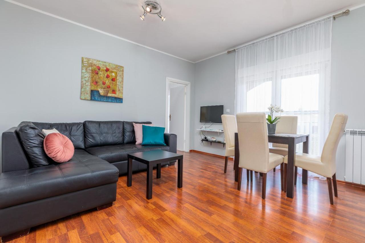 Apartman Vera Pula Exterior photo